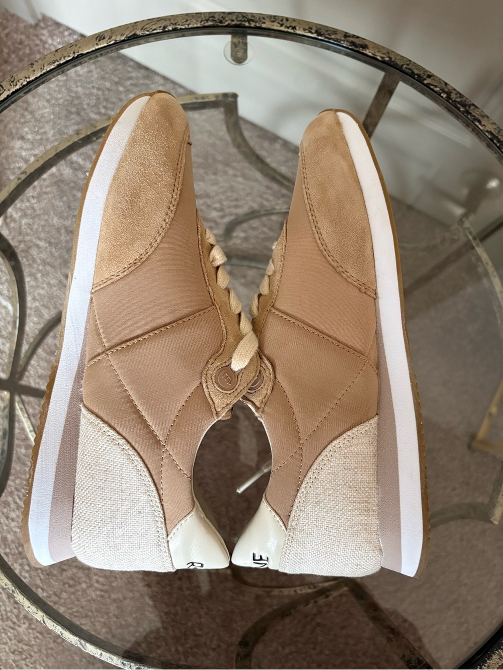 Sam Edelman Beige and Cream Women's Lace-Up Sneakers